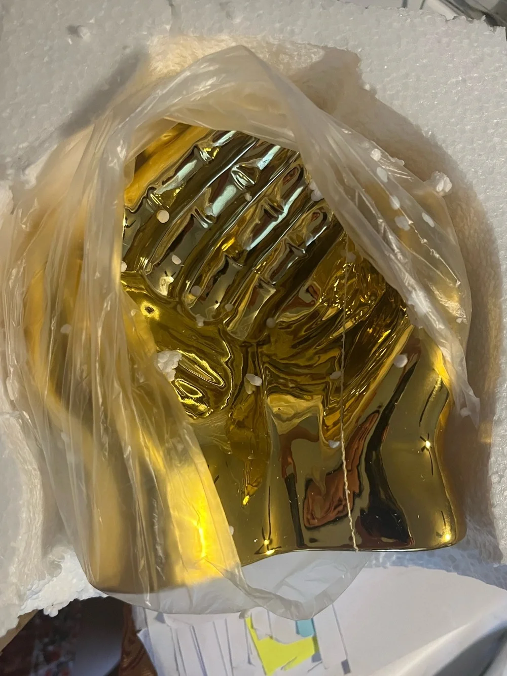Gold Ceramic Hands 8.5 Inches New Open Damaged Box